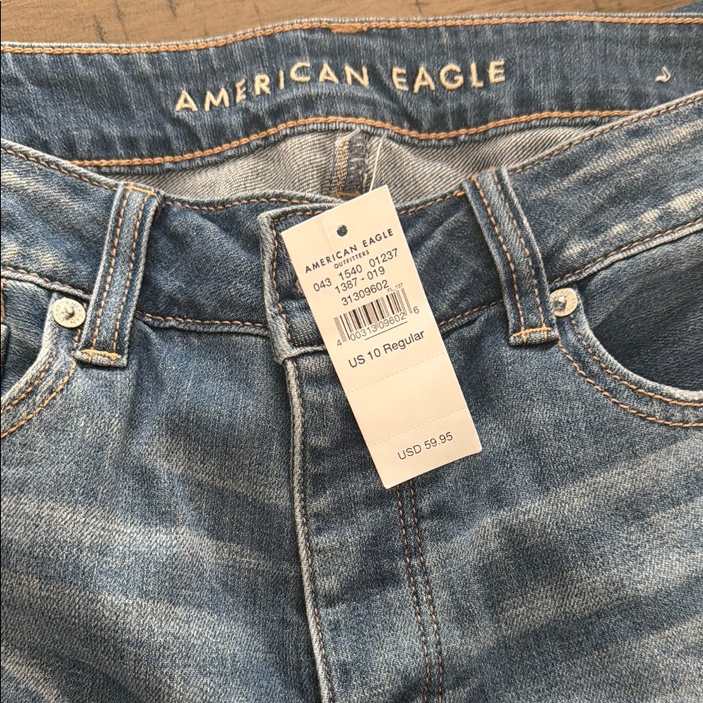 American Eagle Outfitters Light Blue High Rise Jeans